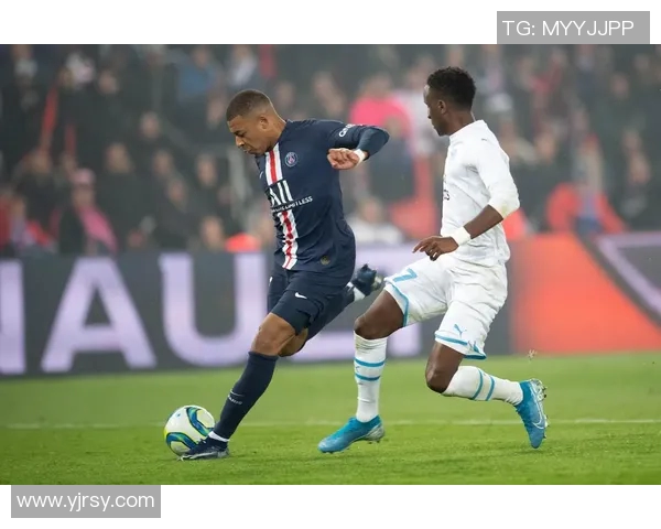 巴黎圣日耳曼与马赛的巅峰对决揭示法甲联赛的激烈竞争与历史渊源